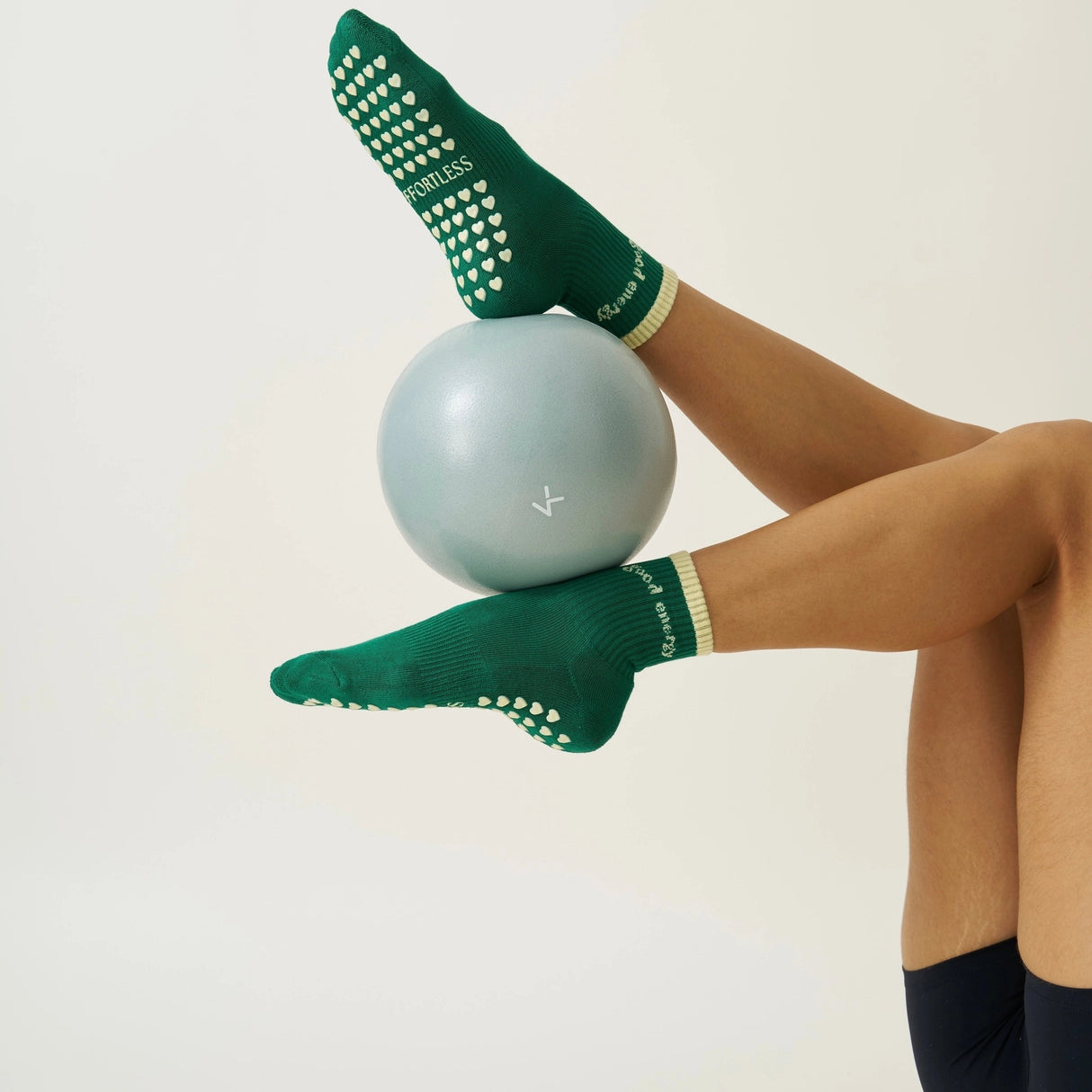 2_9e508662-b8e0-40cc-b288-1e13058a5f75.webp
