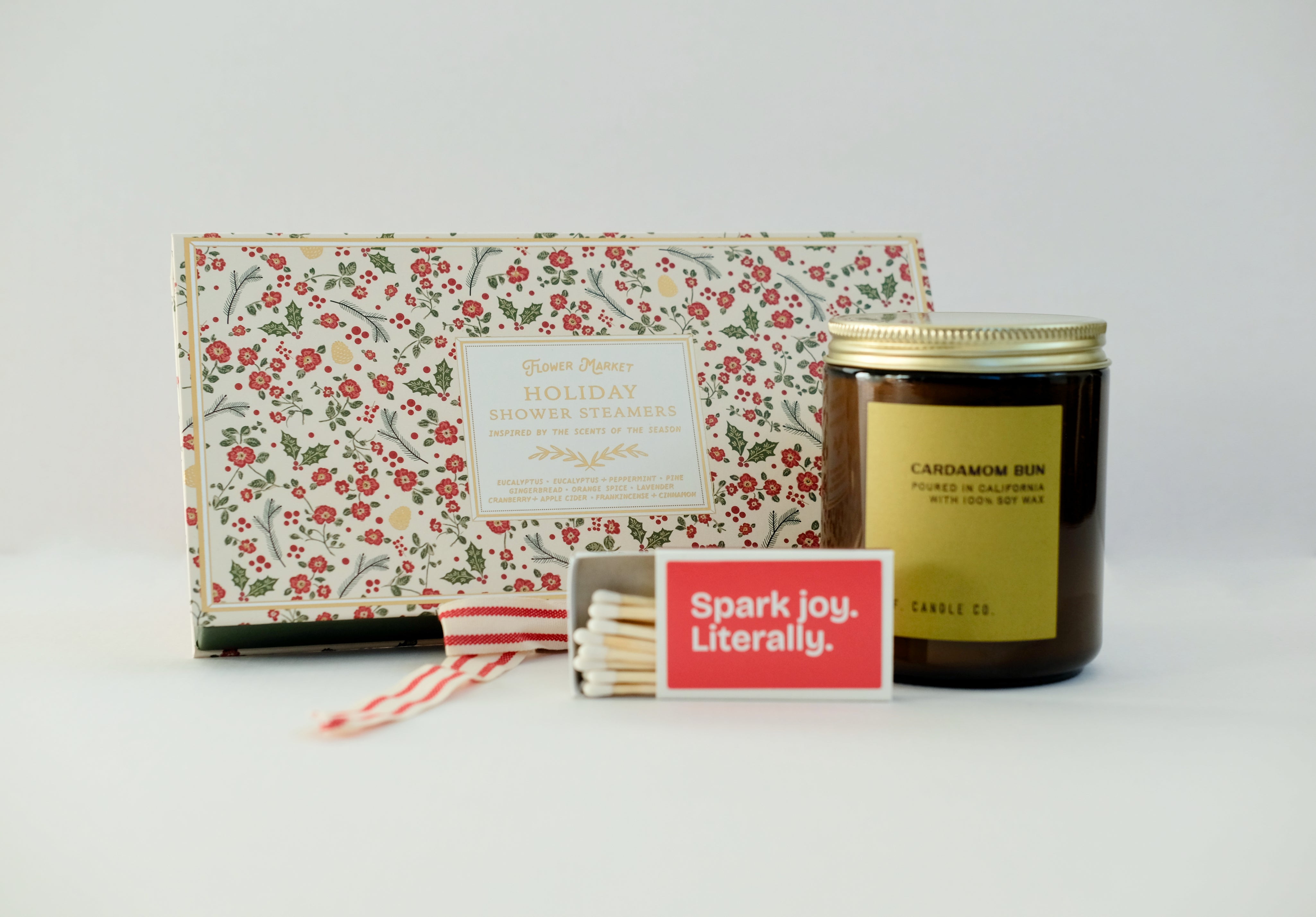 Holiday Cheer Essentials Gift Set