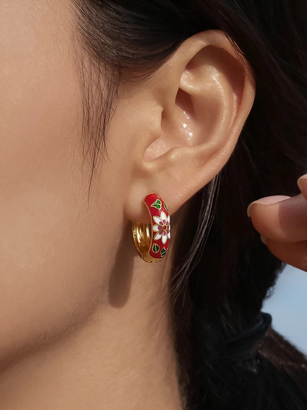 Isabeau Vintage Floral Hoop Earrings