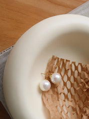 Amrae Classic Pearl Stud Earrings