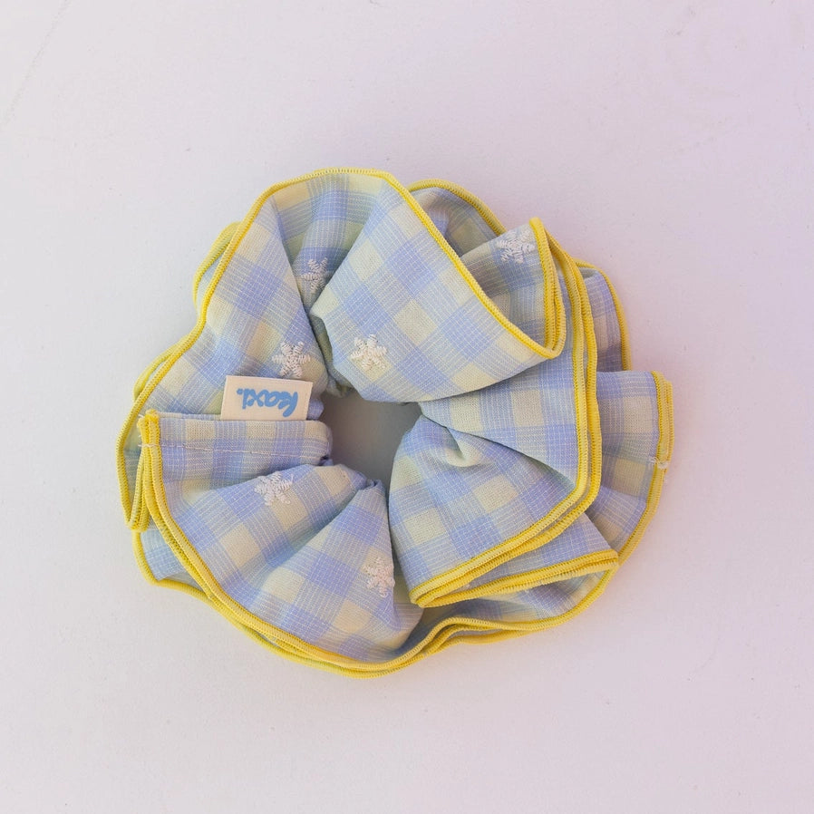 blue_plaid_scrunchie.webp