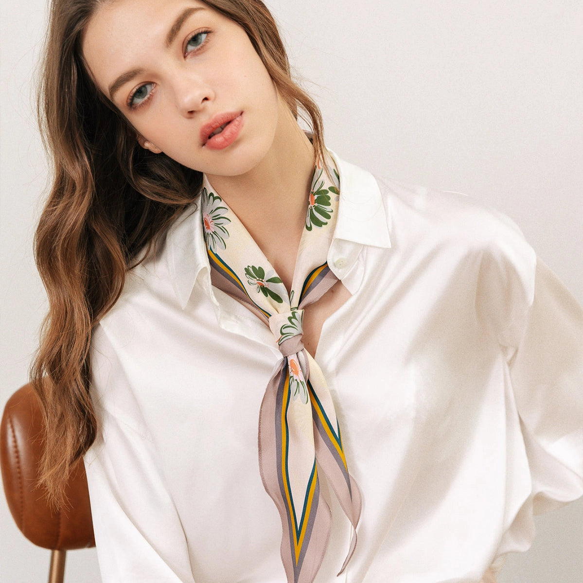 daisy_neckerchief_6_d5152c89-ebd2-446b-b39c-ddf45951842f.webp