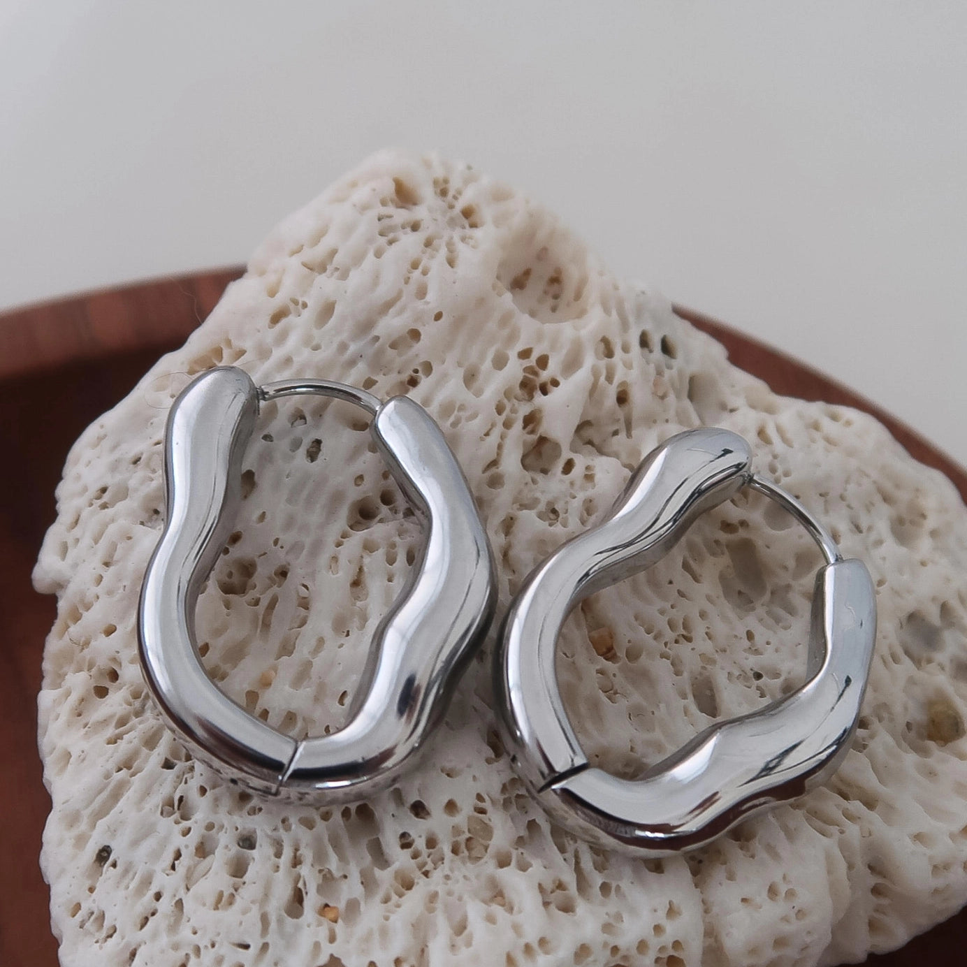 Darcy Oval Hoop Earring
