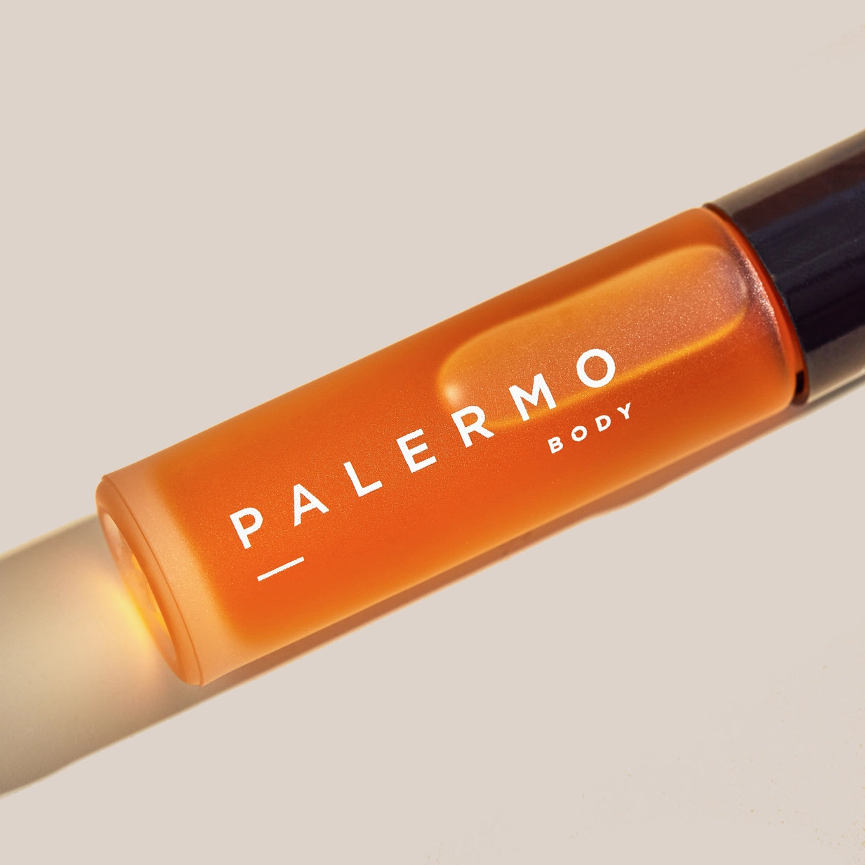 harmonizing_aromatherapy_oil_3.webp