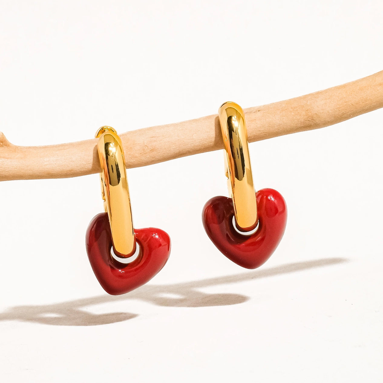 lilou_heart_earrings.webp