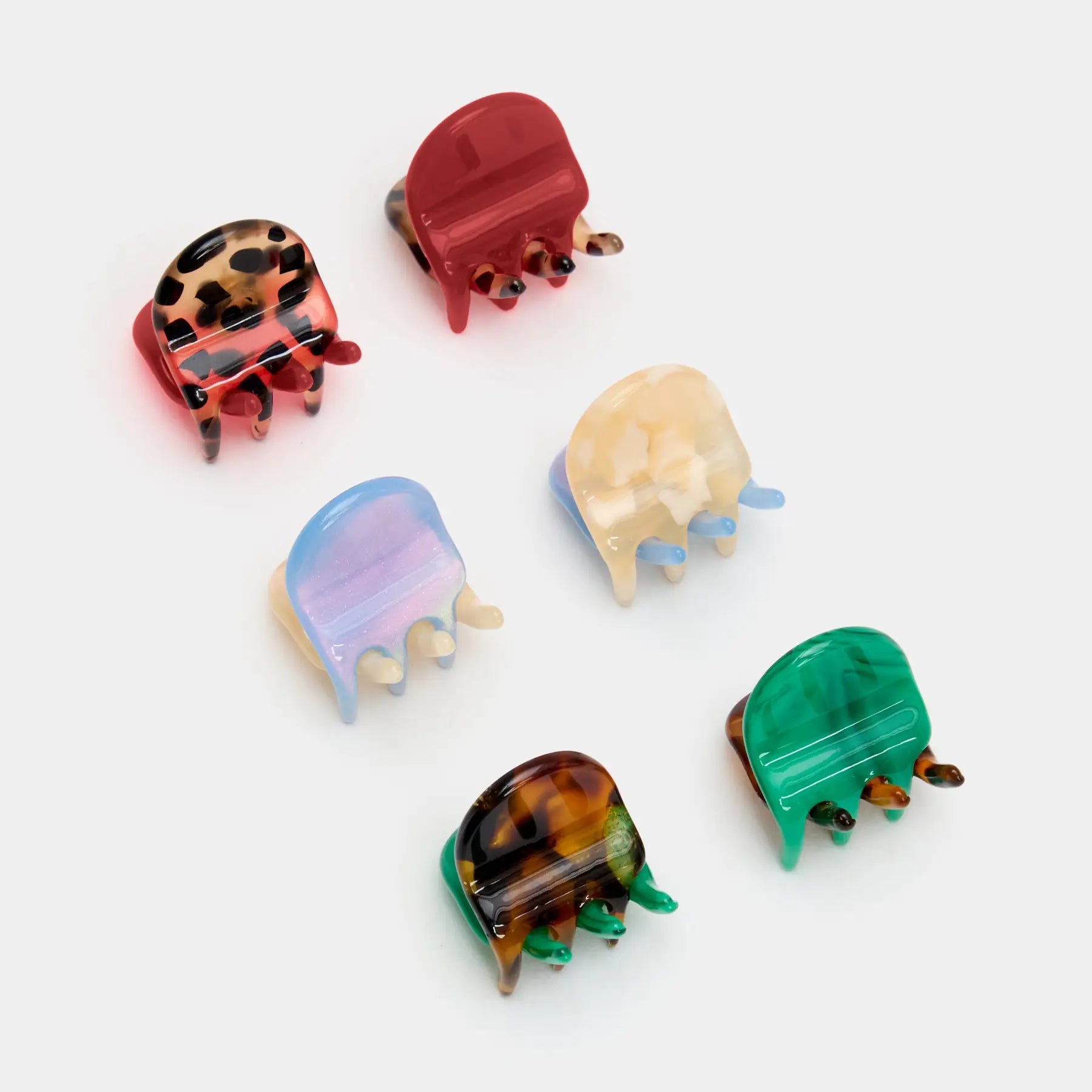 micro_claws_hotmama.webp