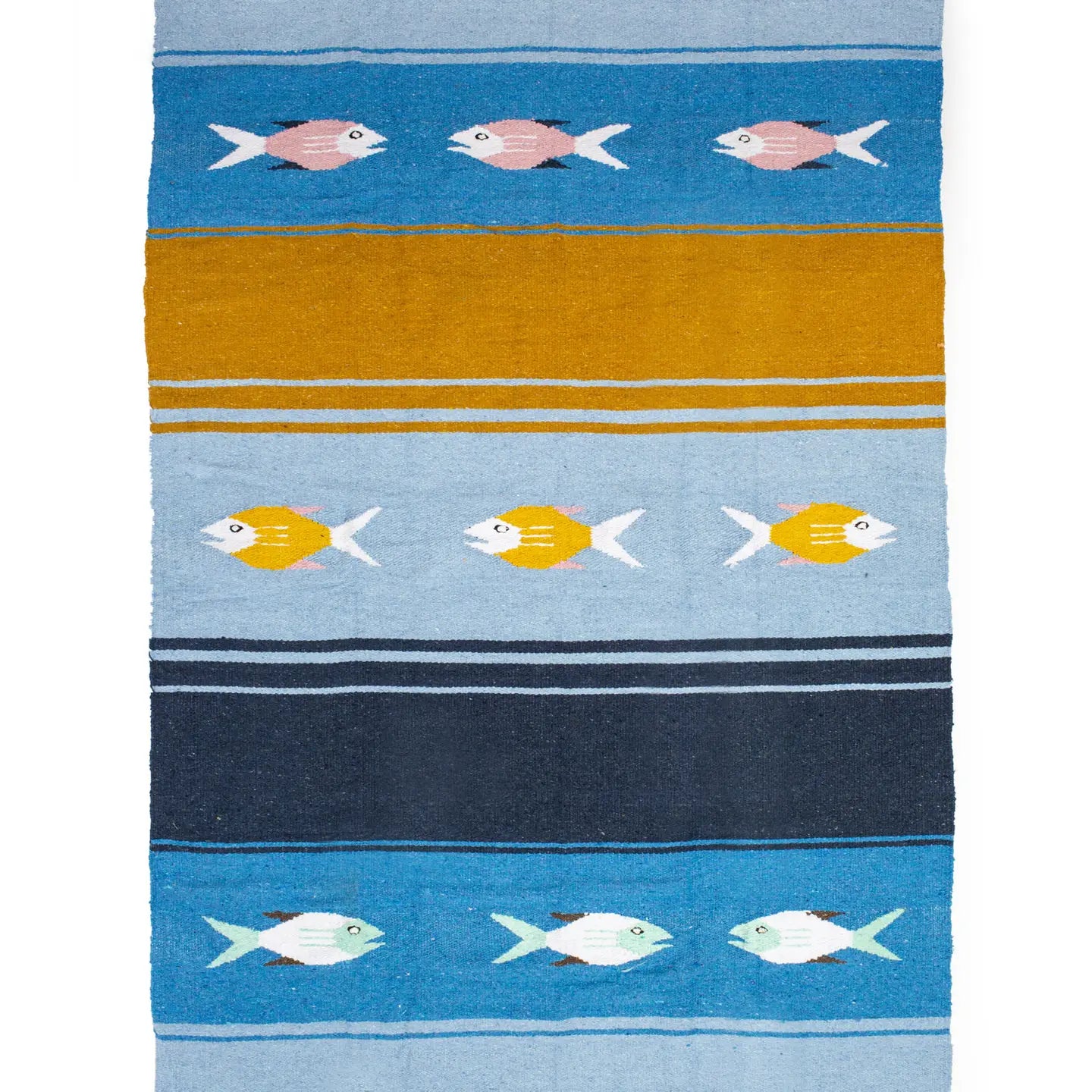 pez_azul_blanket_roll_2.webp