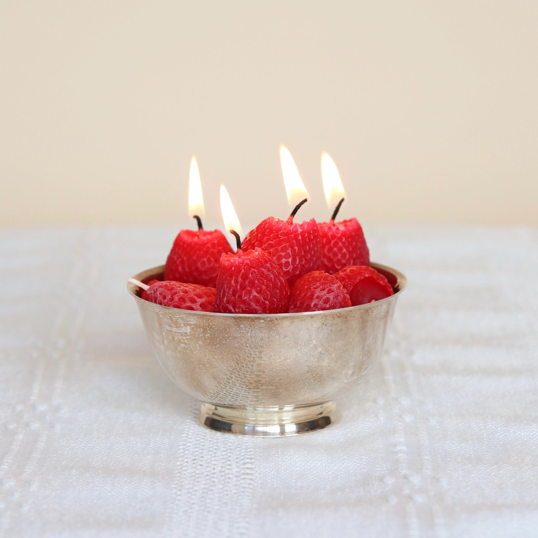 strawberries_candles_5.webp