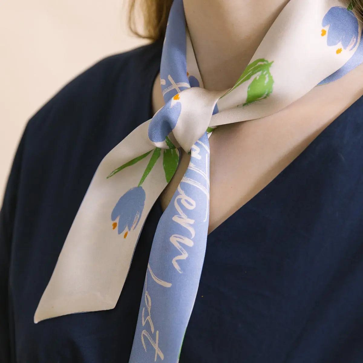 tulip_scarf_3.webp