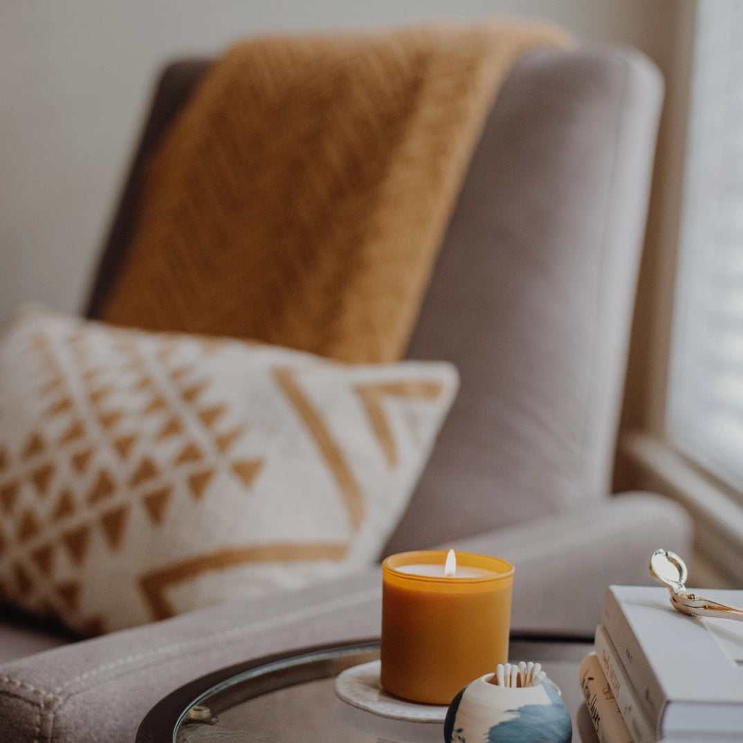 vetiver_tonka_candle_3.webp