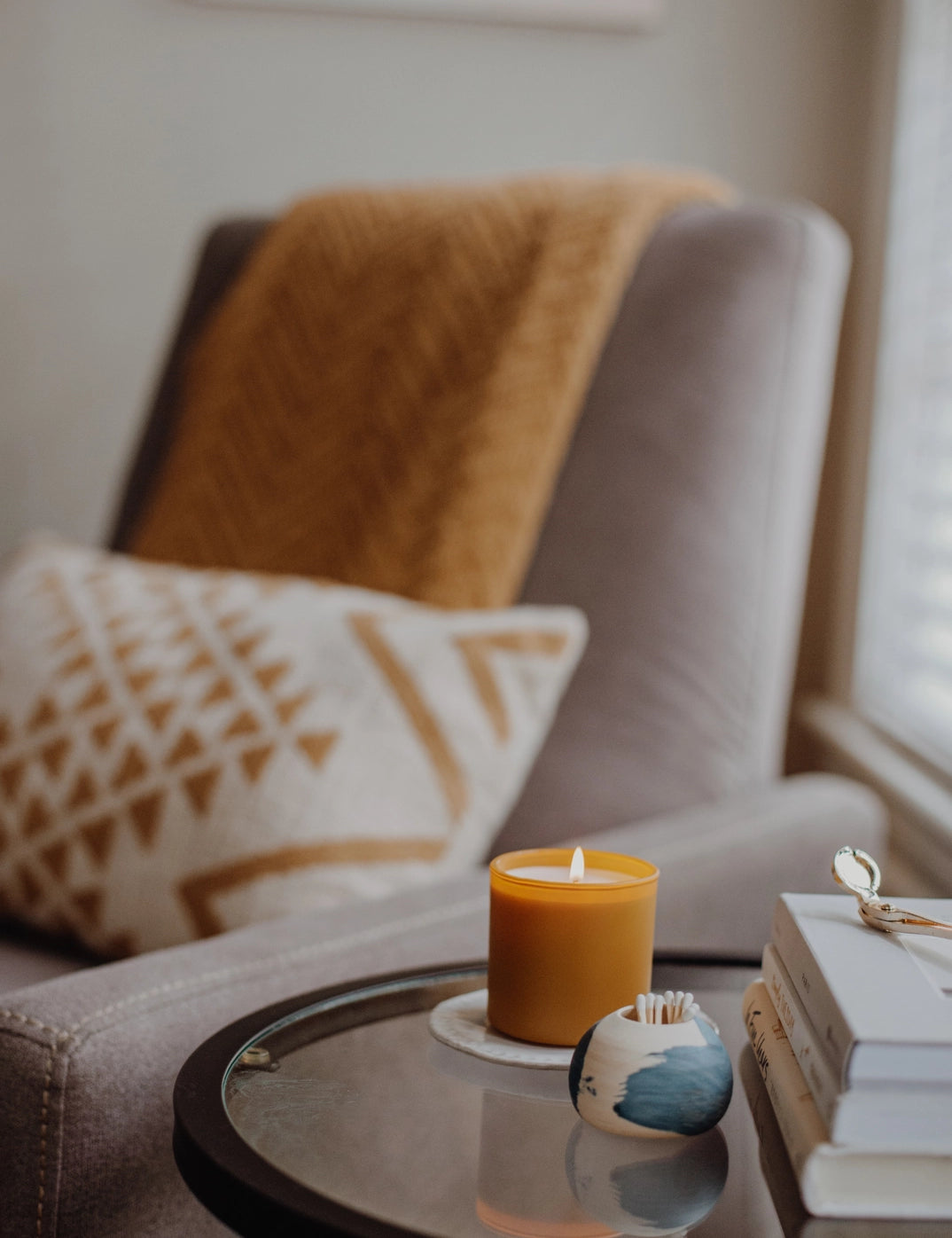 vetiver_tonka_candle_3.webp